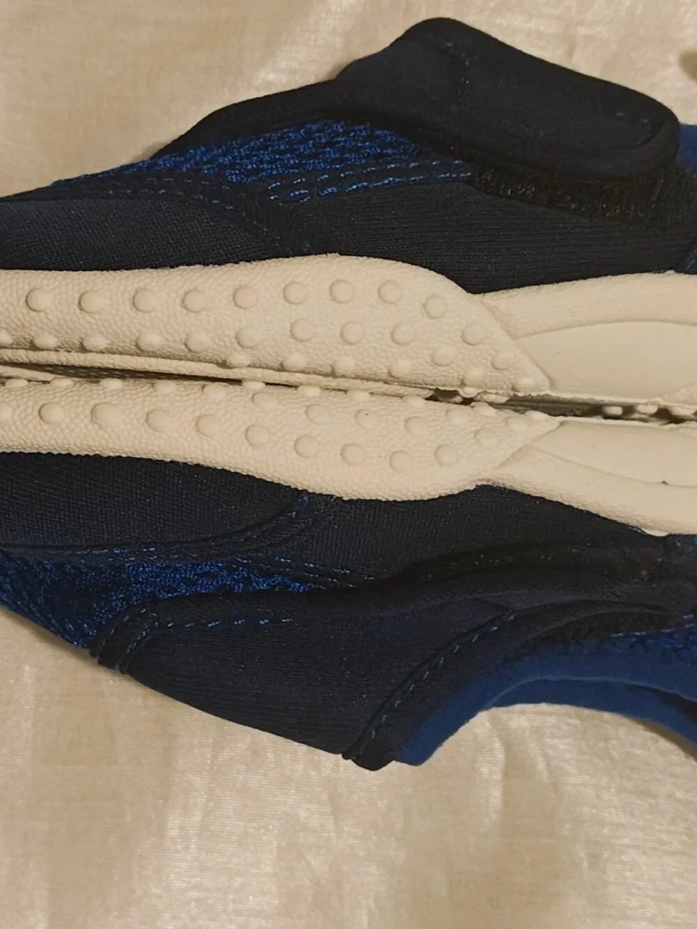 Athletech brand toddler water shoes size 9-10 months blue